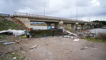 Antalya’da yıkılan seralar ve tekneler