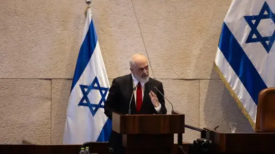 Barış Kurulu toplantısında konuşma yapan Rama