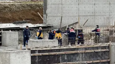 Kestel'deki inşaat sahasındaki çökme sonrası kalıplar