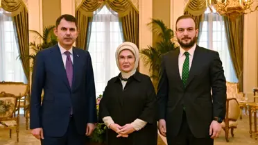 Emine Erdoğan, COP31 Hazırlık Toplantısında Murat Kurum ve Samed Ağırbaş'ı Karşıladı