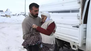 Gökhan Yıldız’ın babaannesini taşıdığı an