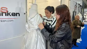 Öğrencilerin tasarladığı ipek koza gelinlikleri
