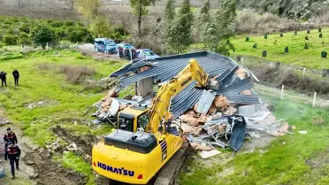 İmara aykırı yapıların yıkım anı