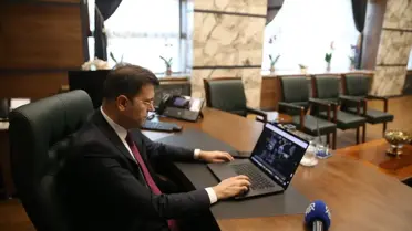 Niğde Valisi Akmeşe, 2025 Yılın Kareleri Oylamasında Seçtiği Fotoğrafı Tanıttı