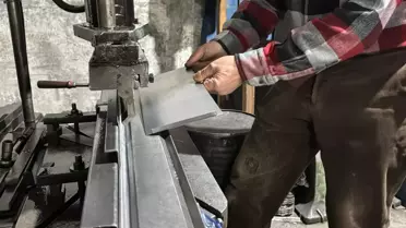 Otomatik kesim makinesiyle soba üretimi