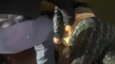 Kaza yerinde çarpan otomobil