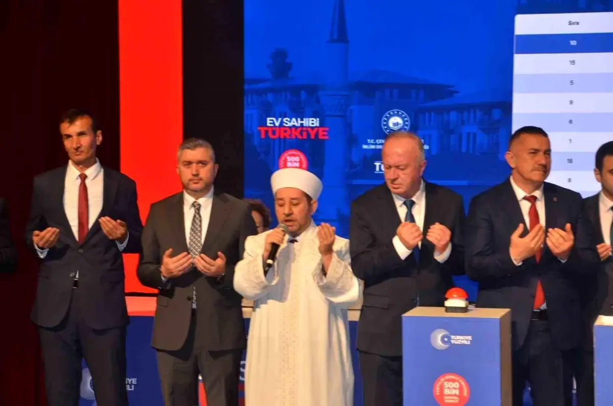 Sinop'ta 947 Sosyal Konutun Hak Sahipleri Kura Çekimiyle Belirlendi