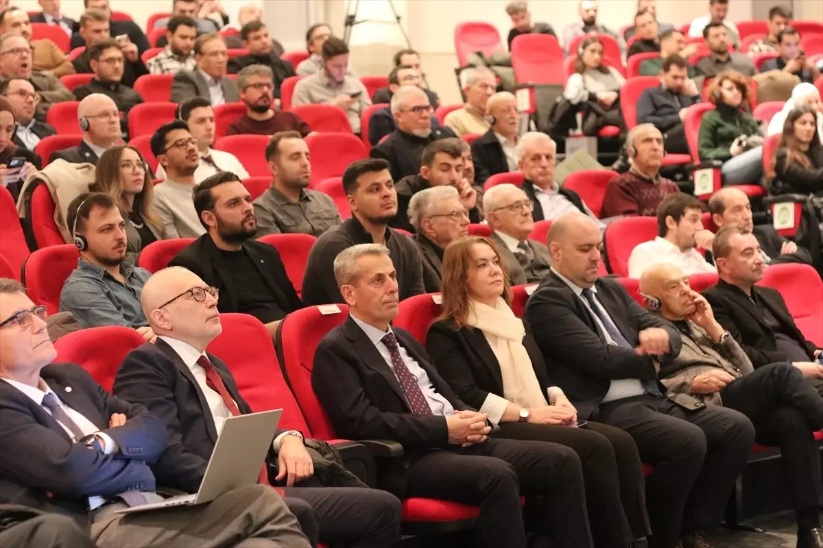 İzmir'de 16. Beton Prefabrikasyon Sempozyumu Deprem Performansına Odaklandı