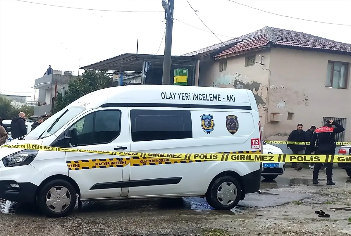 Yunusemre'de Boşanma Sürecinde Eşi Tabancayla Öldüren Şüpheli Tutuklandı