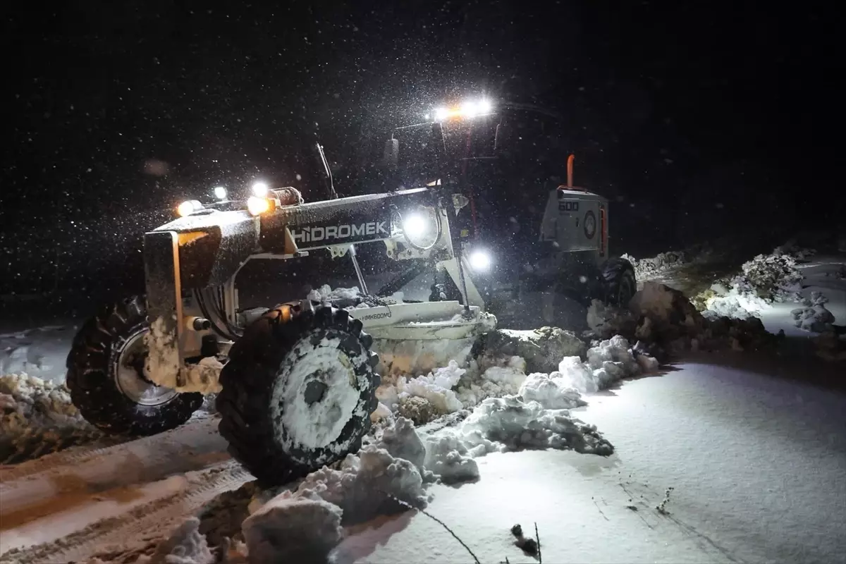 Muğla’da Karla Mücadele: Belediye Ekipleri Kapalı Yolları Açtı