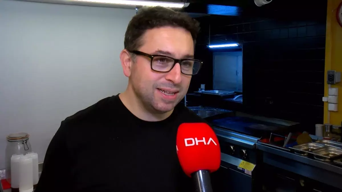 Sarıyer'de Referansla Müşteri Kabul Eden Hamburgerciye Denetim ve Ruhsat İptali İncelemesi Başlatıldı