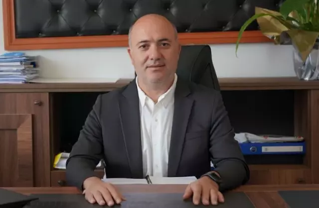 Mahkeme dışı kalabalık