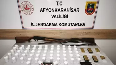 Afyonkarahisar’da 3.300’ün Üzerinde Uyuşturucu Hap Ele Geçirildi, Şüpheli Tutuklandı