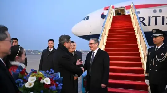 Keir Starmer, Pekin'de Resmi Görüşmeler Gerçekleştirdi