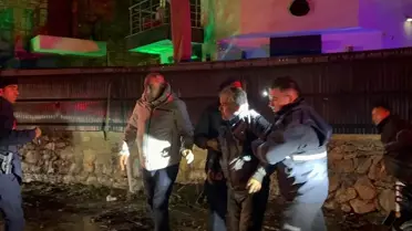 Datça’da Sel Sularında Kalan Sürücü Ağaç Dalına Tutunarak Hayatta Kaldı