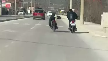 Tokat'ta Kasksız Sürücünün Yüzüstü Motosiklet Yolculuğu