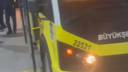 Bursa Otobüs Şoförü, Yolcunun Kalp Krizini Hızlıca Hastaneye Taşıdı