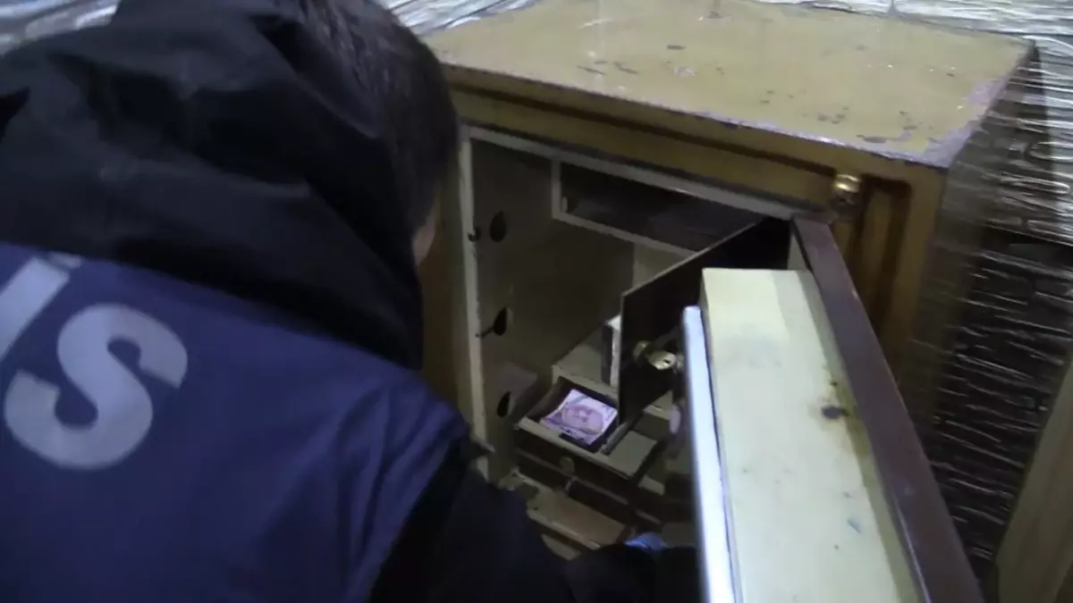 Kars’ta Fuhuş Operasyonu: 20 Gözaltı, 12 Tutuklama ve 21 Kadın İfadeye Çağrıldı