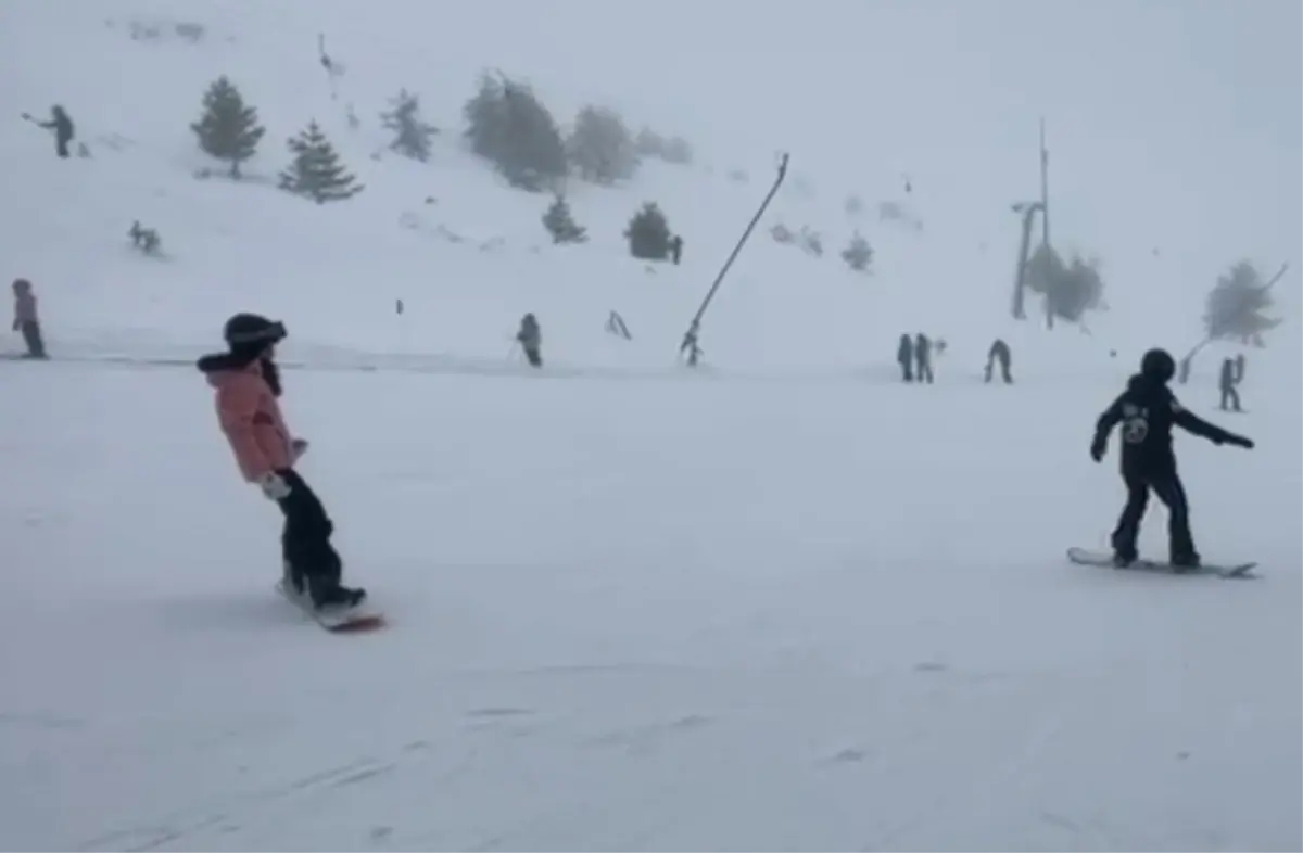 Bolu Kartalkaya'da 2.20 Metre Karla Kayak Sezonu Canlanıyor