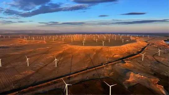 Xinjiang’da 6 Yeni Yeşil Enerji Üssü Kuruldu, Toplam Kapasite 167 MW’a Ulaştı