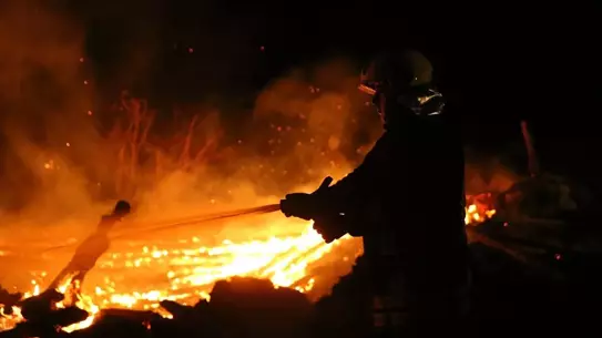 Kastamonu’da Çıkan Yangın 3 Evi ve 2 Samanlığı Zarar Gördü
