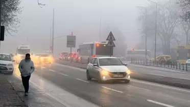 Konya’da Sabah Saatlerinde Görüş Mesafesini 30 Metreye Düşüren Yoğun Sis
