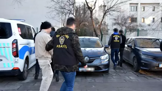 Dolandırıcılık operasyonunda kullanılan sahte belgeler