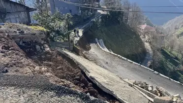 Rize Ardeşen’de Heyelan Sonrası 5 Ev Tahliye Edildi
