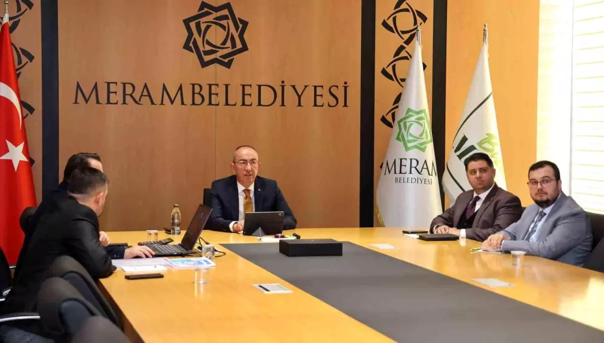 Bizim Meram Masası kapak fotoğrafı