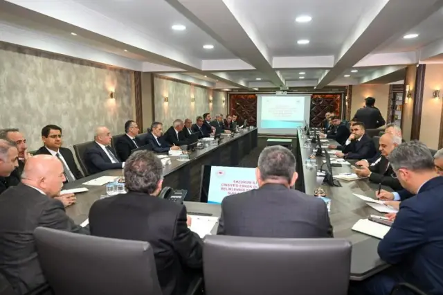 Erzurum meralarında besilen büyükbaş hayvanlar