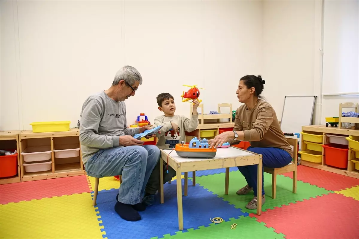 Çocuk İyilik Merkezi, Depremzedelere Destek Sağlıyor