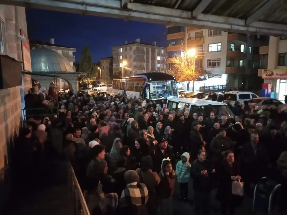 Beypazarı’ndan 60 Kişi Kutsal Topraklara Umre Yolculuğuna Çıktı