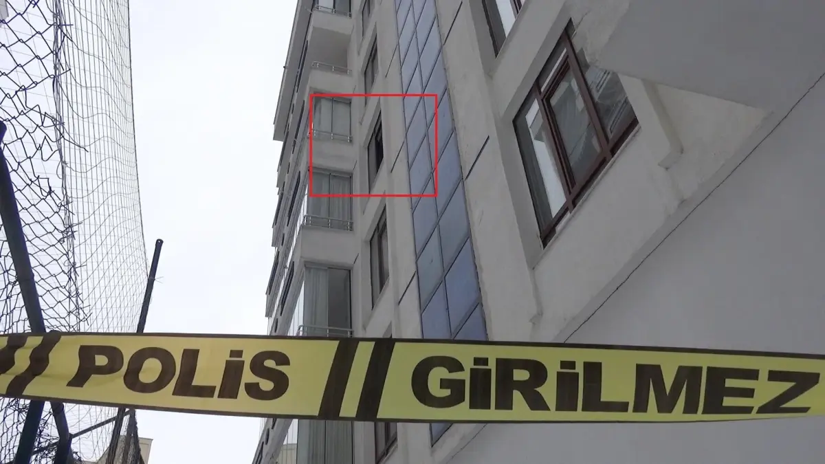 Erzurum'da Öğretmen Pencere Temizliği Sırasında Düşerek Hayatını Kaybetti