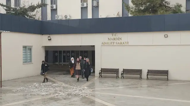 Olay yerinde bulunan bomba kalıntısı