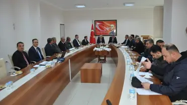 Akşehir Gölü Kıyı Çizgisi Sorunları Üzerine İstişare Toplantısı Gerçekleştirildi