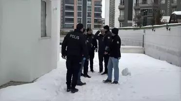 Erzurum’da Cam Silme İşçisi 3. Kattan Düşerek Hayatını Kaybetti