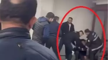 Hastane acil servisinde bıçaklı kavga anı