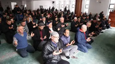 Kırklareli’de 15 Temmuz Şehitlerine Saygı Duruşu: Hatim Programı Gerçekleştirildi