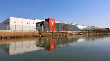 Tesla, Shanghai Mega Fabrikasında 2.000'den Fazla Megapack Üretti ve İhracata Hazırlıyor