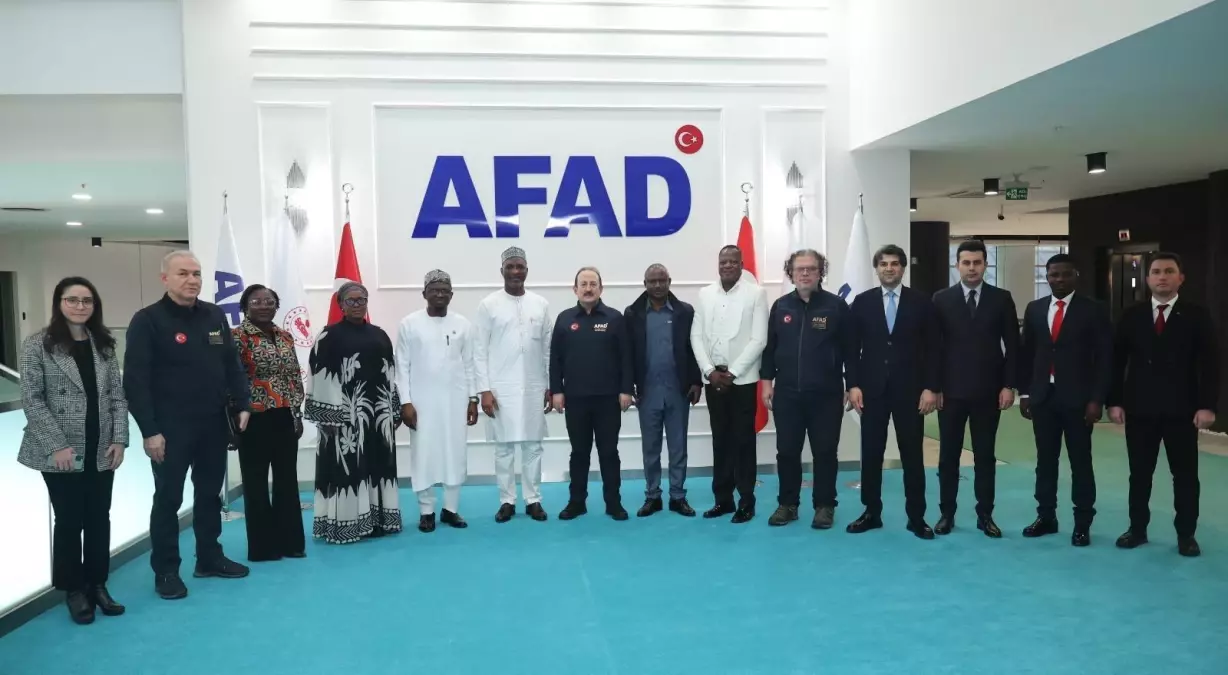 AFAD Başkanı Pehlivan ve Gana İçişleri Bakanı Afet Yönetimi İş Birliğini Görüştü