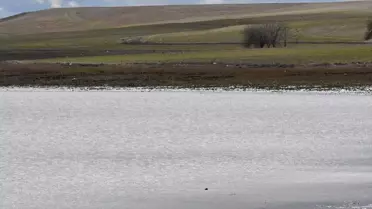 Küçük Göl'ün su seviyesinin detaylı fotoğrafı