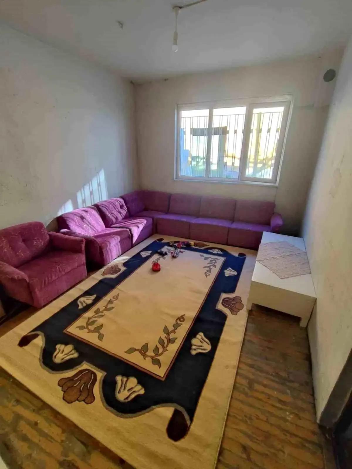 Denizli Büyükşehir Belediyesi Sevgi Eli, Yangın Sonrası Aileye Tam Kapsamlı Yardım Sağladı