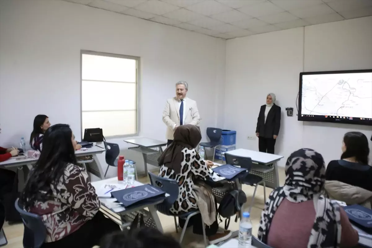 Başkan Palancıoğlu, Tınaztepe Sosyal Tesisleri'nde Kursiyerlerle Buluştu