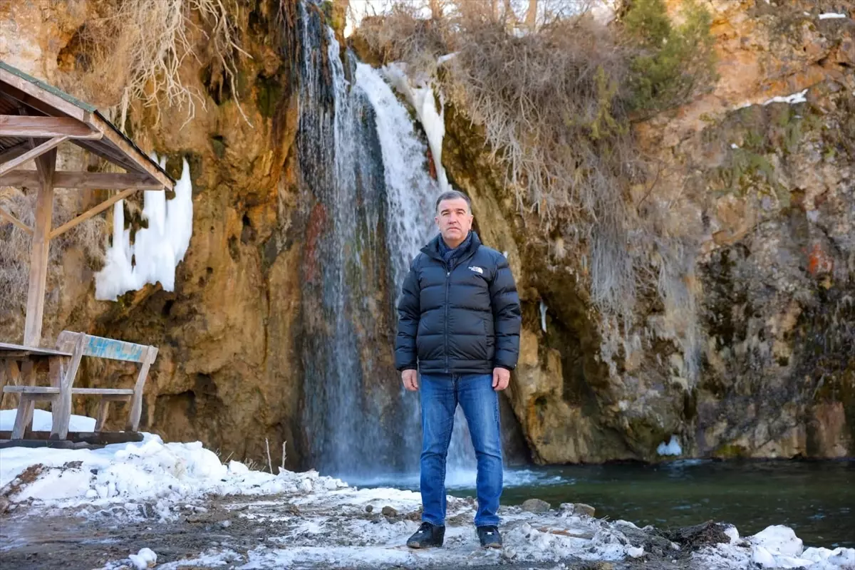 Bayburt'un Sırakayalar Şelalesi Turizmde Yeni Bir Çekim Merkezi Oluyor