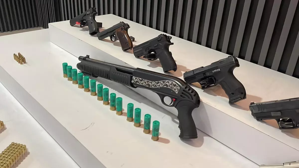 İstanbul'da 7 İlde Gerçekleştirilen Operasyonda 25 Kişi Tutuklandı