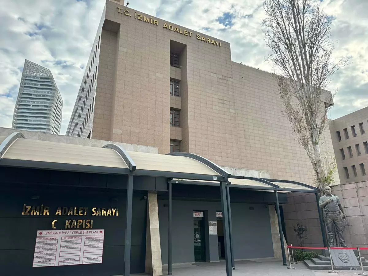 İzmir'de İZBETON Operasyonu: 22 Şüpheli Adliyeye Sevk Edildi