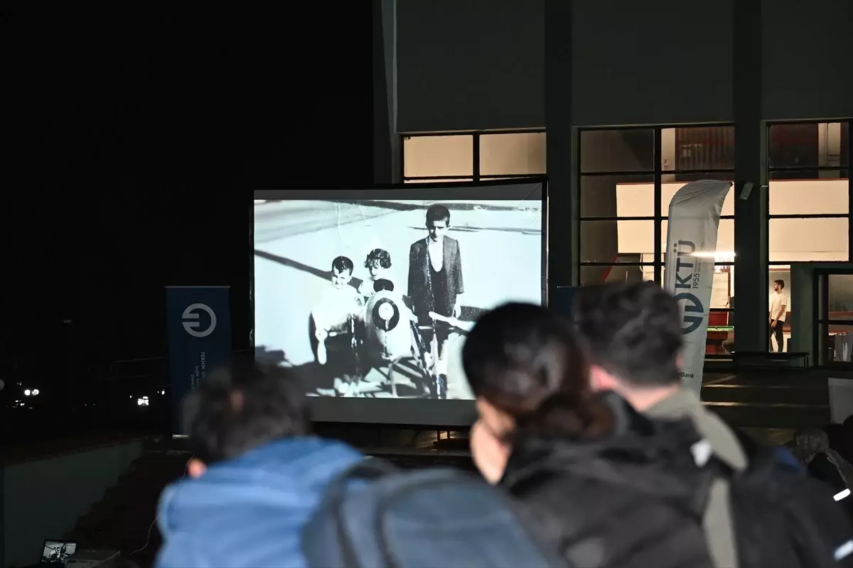 Karadeniz Teknik Üniversitesi'nde Özdemir Bayraktar Belgeseli Gösterildi