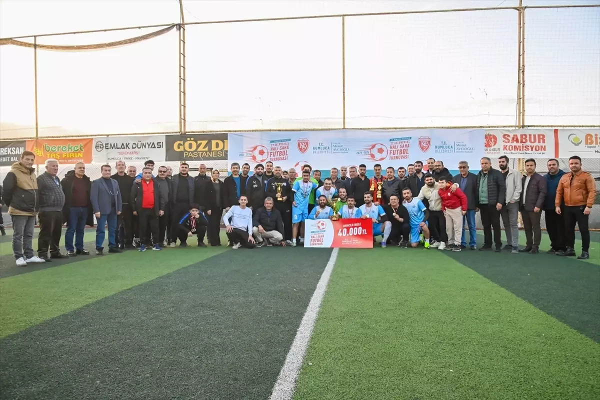 Kumluca’da 27. Geleneksel Halı Saha Futbol Turnuvası Rizom Hotels’in Zaferiyle Bitti