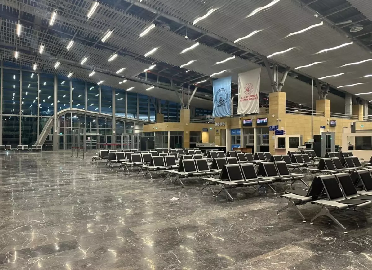 Kapadokya Havalimanı’nın Yeni Terminali Açıldı: İlk Yolcuları Karşıladı