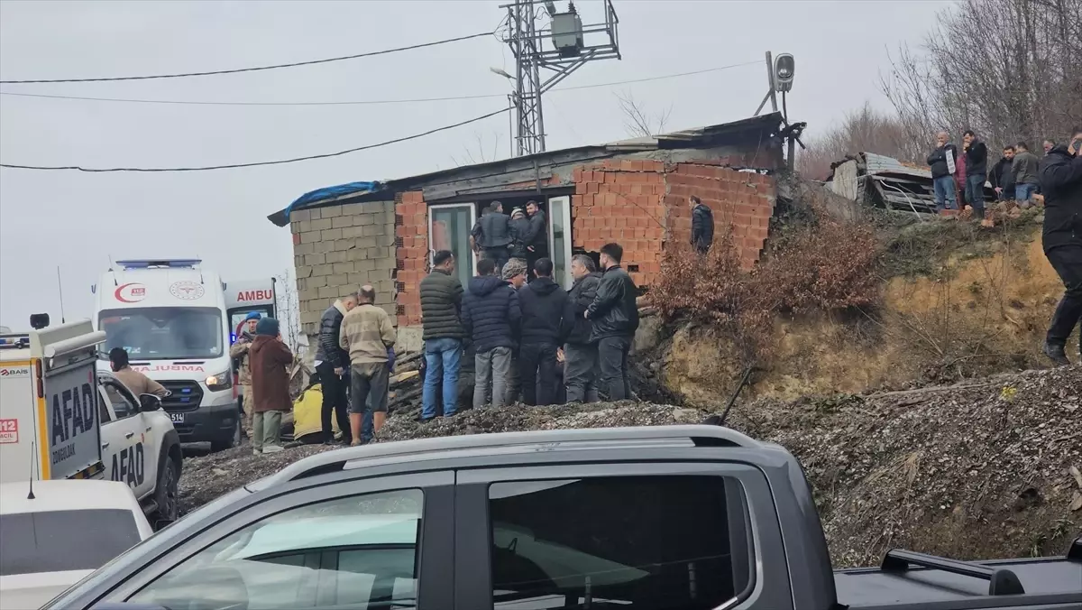 Zonguldak Kilimli'de Maden Göçüğü: Kurtarma Ekipleri Olay Yerine Geldi